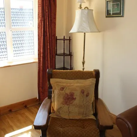 Dan O'hara 4* كليفدين